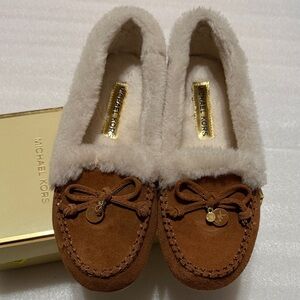 Michael Kors Cori Moc  Moccasins suede with Shearling 8M